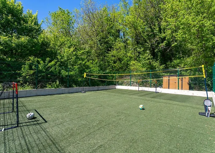 Βίλα 3-bedroom Pera With Heated Pool, 7km From Gata